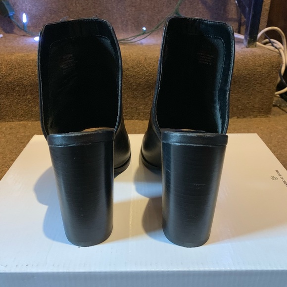 Tilt- black booties - Picture 2 of 5